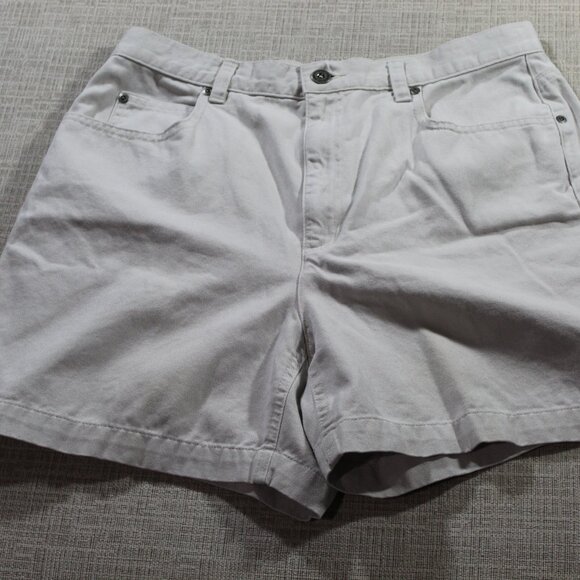 Vintage 80s Liz Claiborne Cream Cotton Chino Shorts - Picture 1 of 6